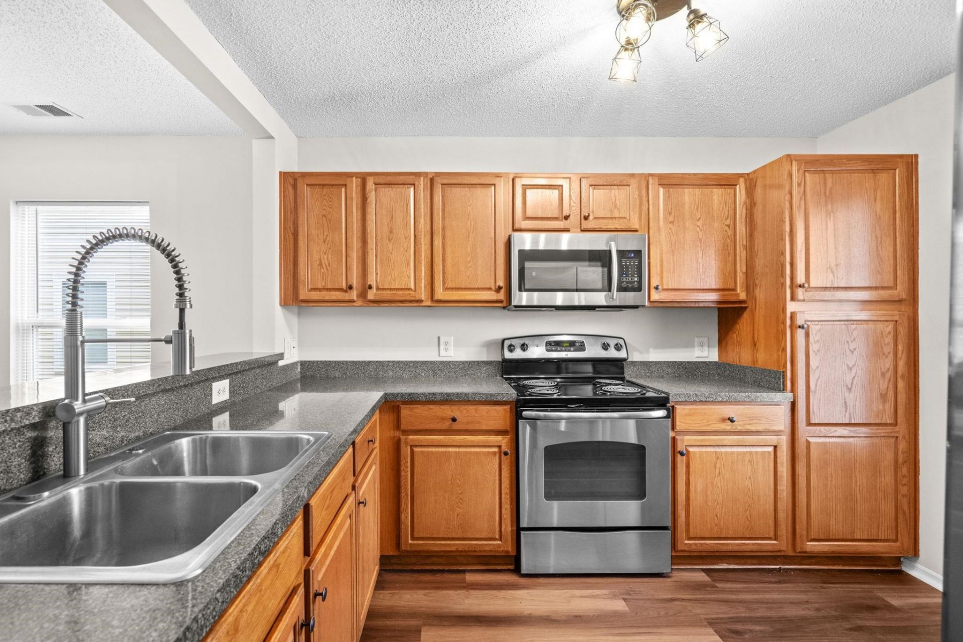 412 Bellegrove Dr.  Photo 17