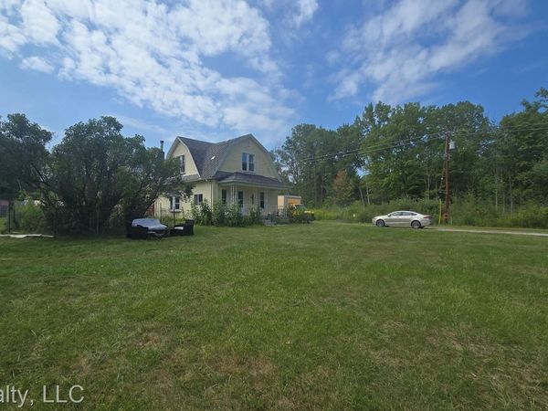 5137 Ravenswood Road , Kimball Township, Mi 48074
