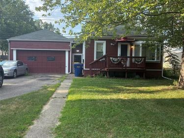35312 Chestnut Street, Wayne, Mi 48184