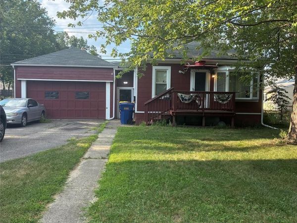 35312 Chestnut Street, Wayne, Mi 48184