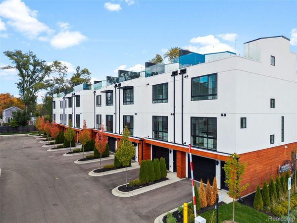 533 E Harrison Avenue , Unit 36, Royal Oak, Mi 48067