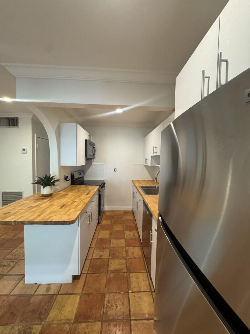 1640 NE 4th Place, Fort Lauderdale, FL 33301 Photo