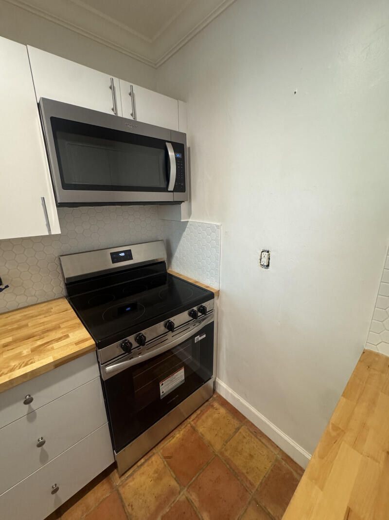 1640 NE 4th Place, Fort Lauderdale, FL 33301 Photo