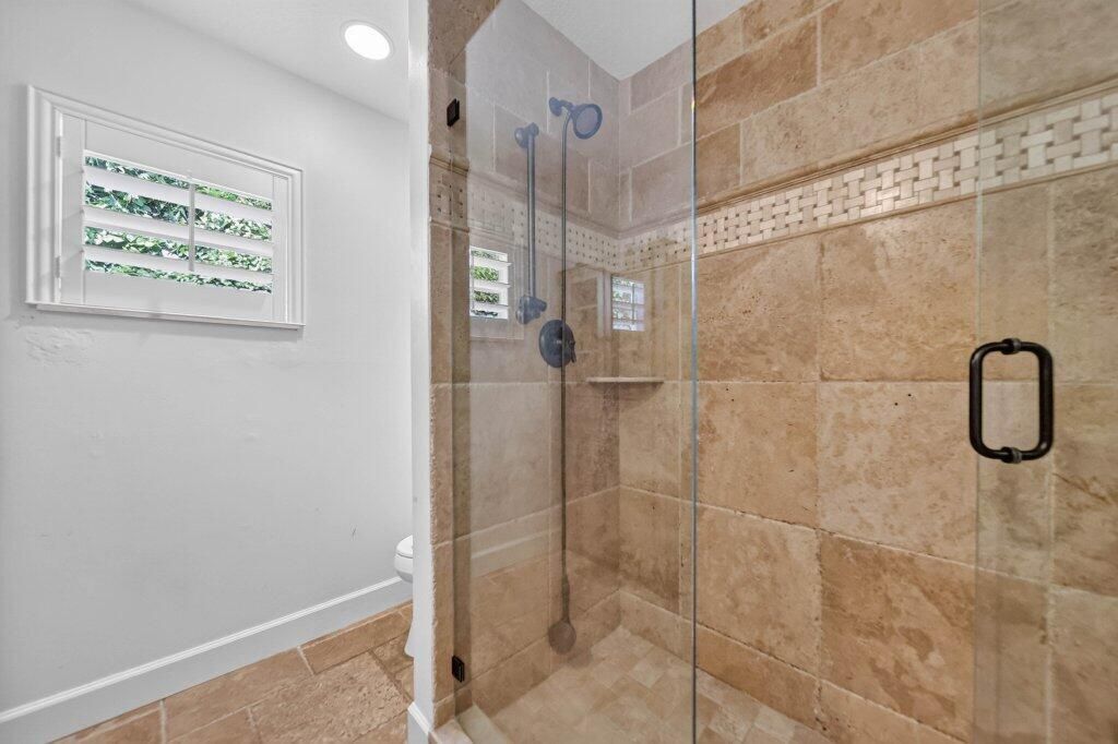 15 W High Point Road, Sewalls Point, FL 34996 Photo