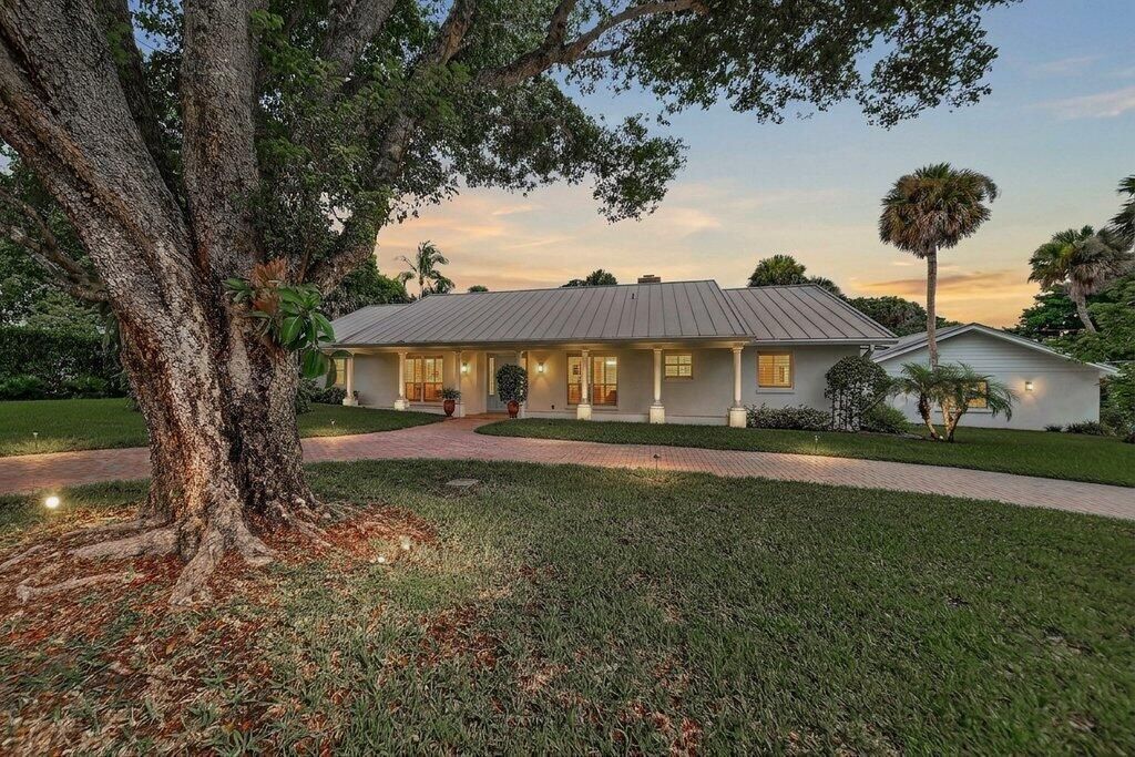 15 W High Point Road, Sewalls Point, FL 34996 Photo