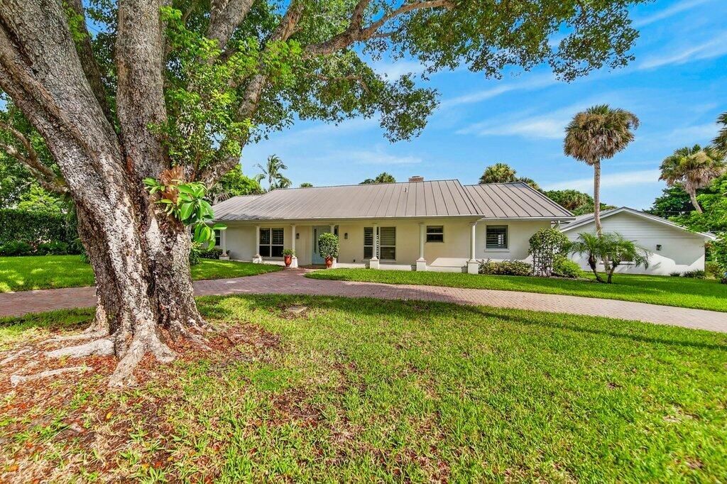 15 W High Point Road, Sewalls Point, FL 34996 Photo