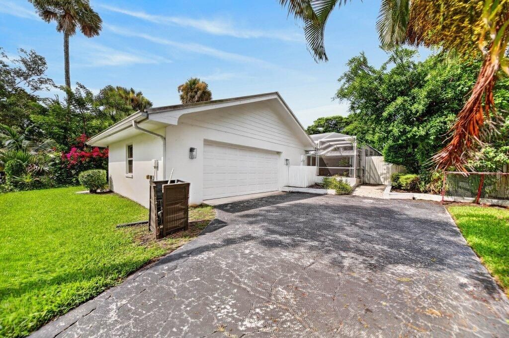 15 W High Point Road, Sewalls Point, FL 34996 Photo