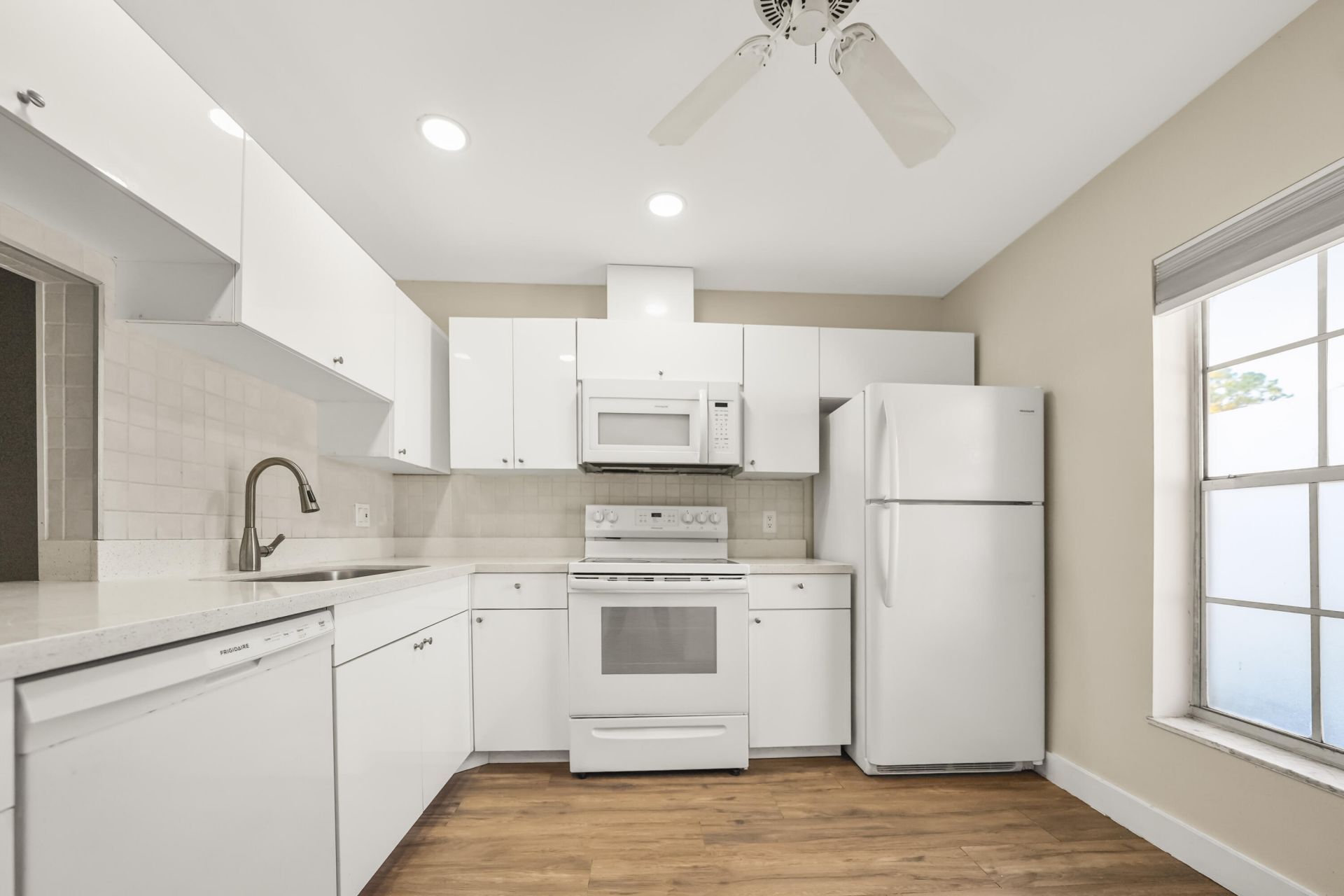 270 Cape Cod Circle, Unit B, Lake Worth, FL 33467 Photo