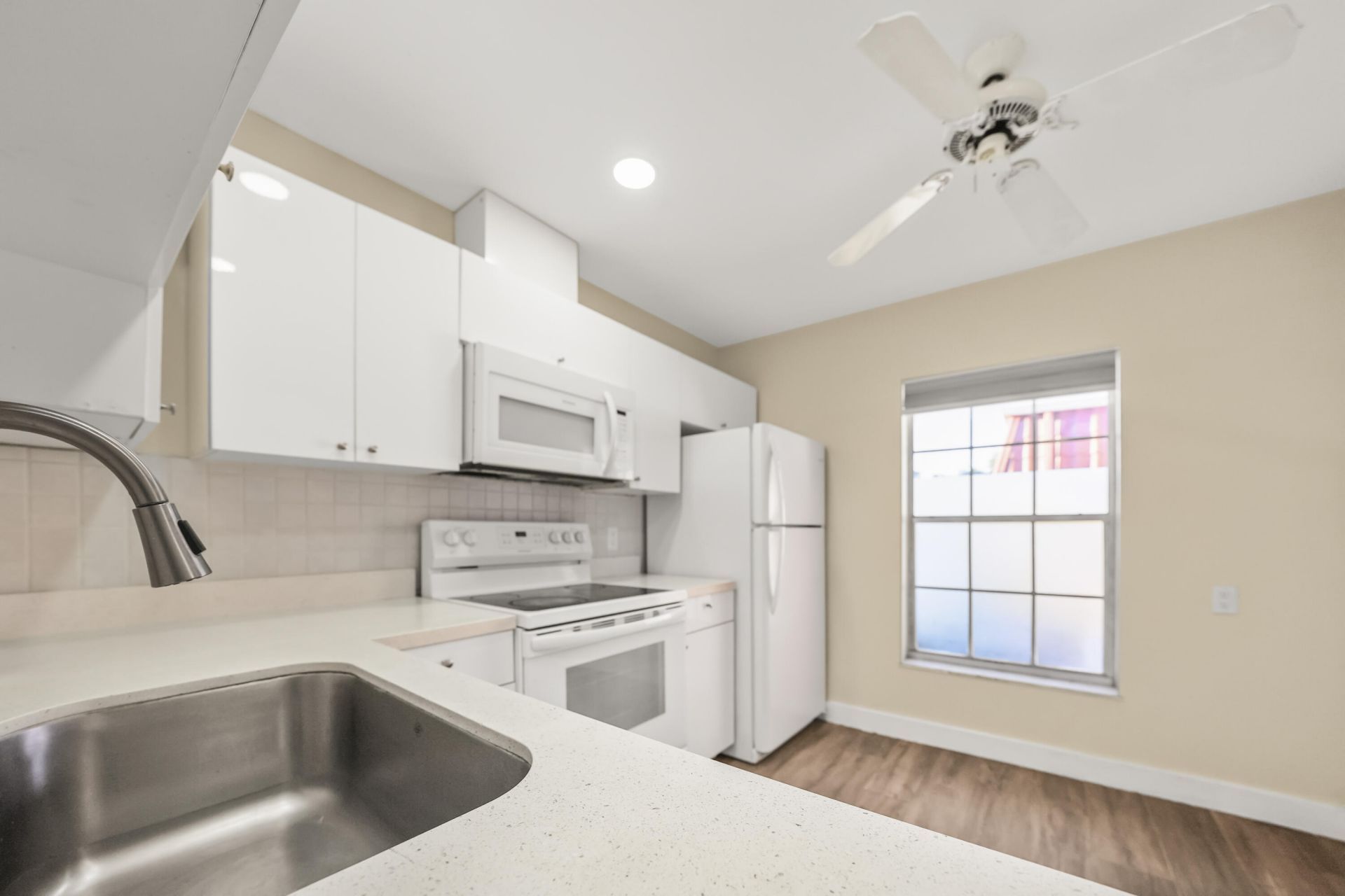 270 Cape Cod Circle, Unit B, Lake Worth, FL 33467 Photo