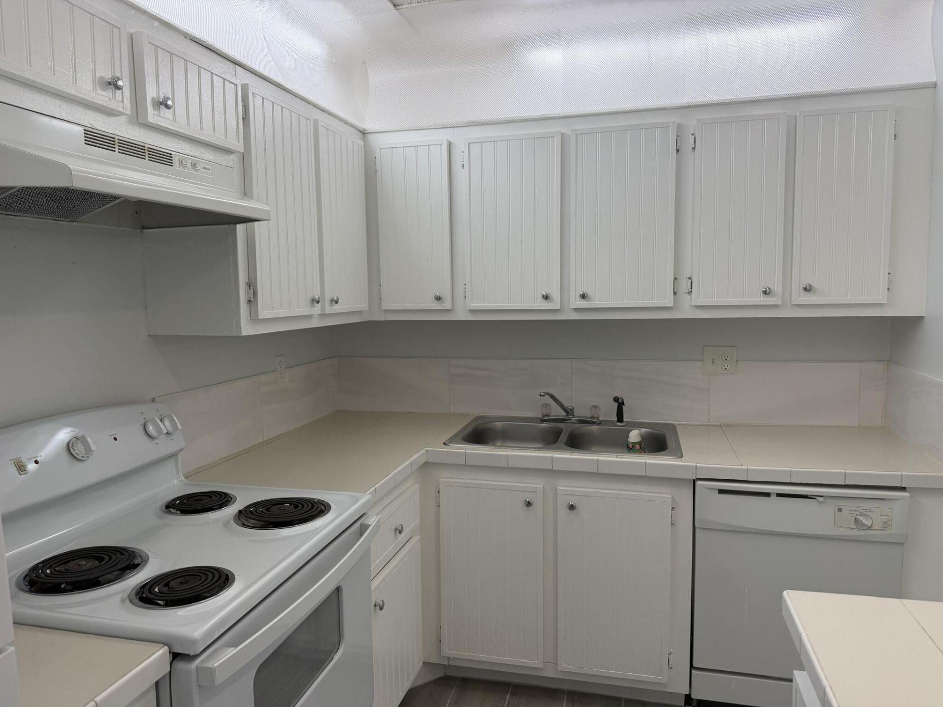 1501 Waterview Circle, Palm Springs, FL 33461 Photo
