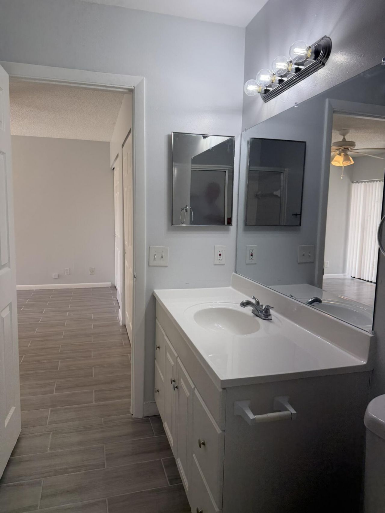 1501 Waterview Circle, Palm Springs, FL 33461 Photo