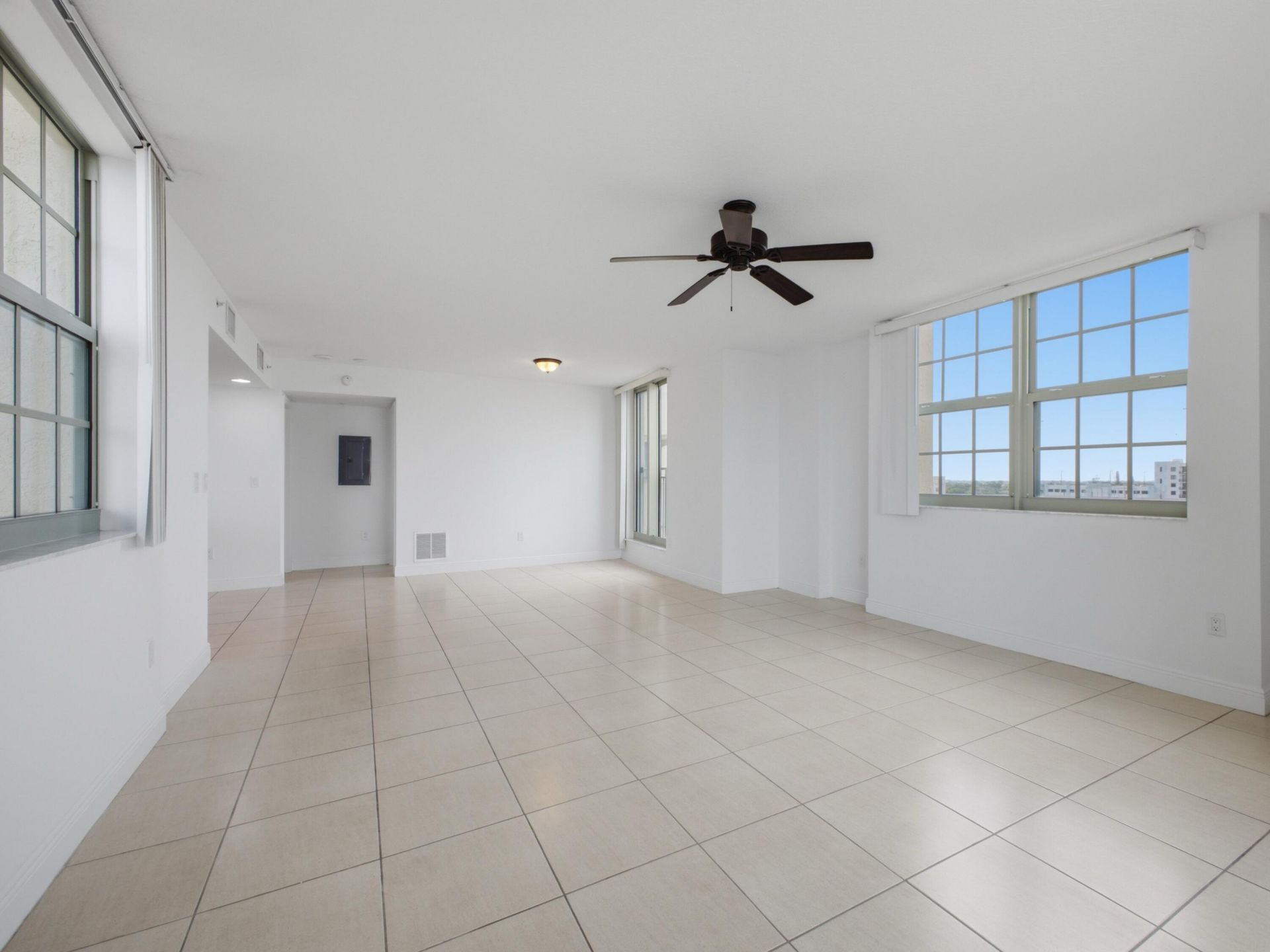 610 Clematis Street, Unit 614, West Palm Beach, FL 33401 Photo