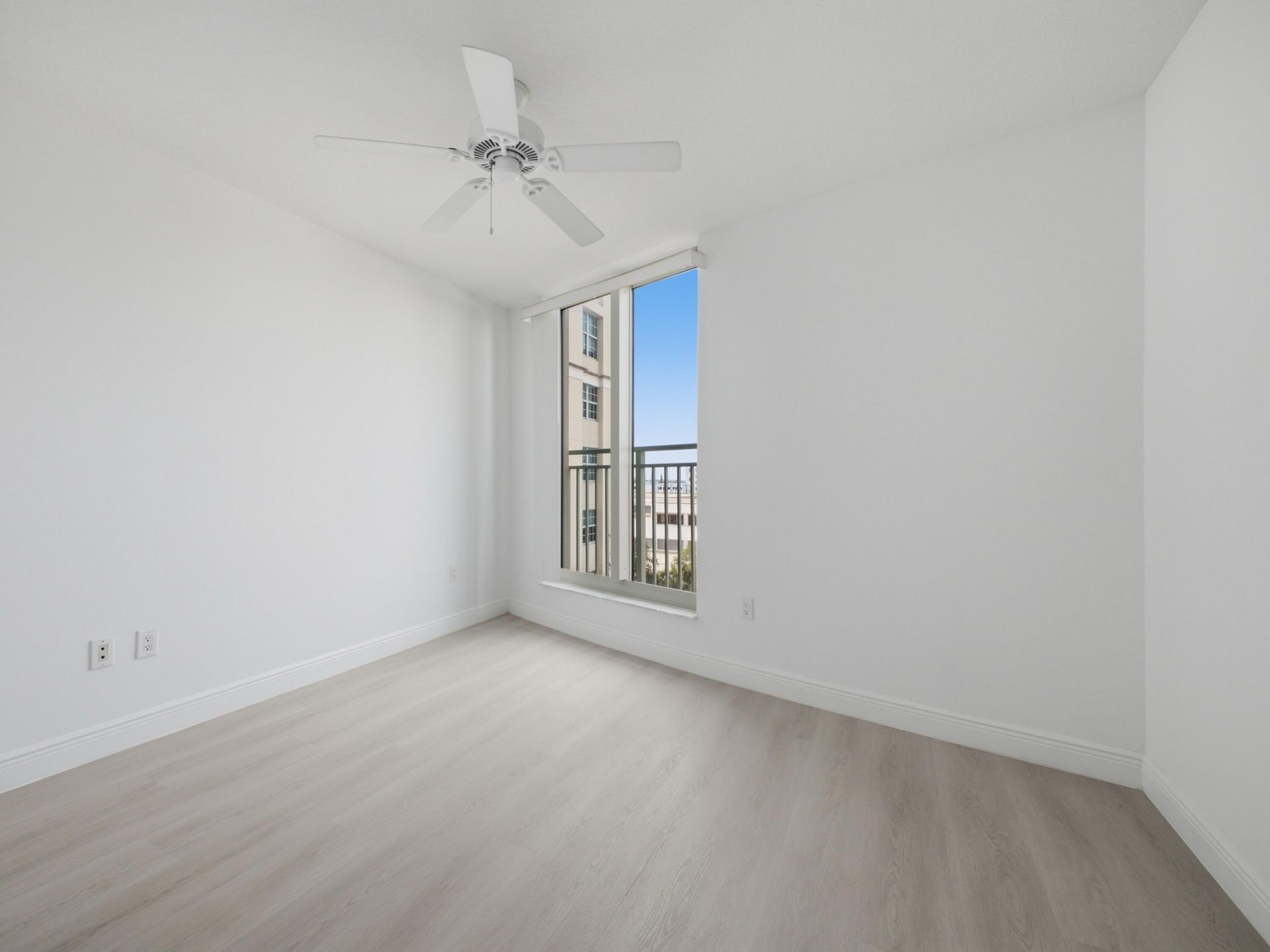610 Clematis Street, Unit 614, West Palm Beach, FL 33401 Photo