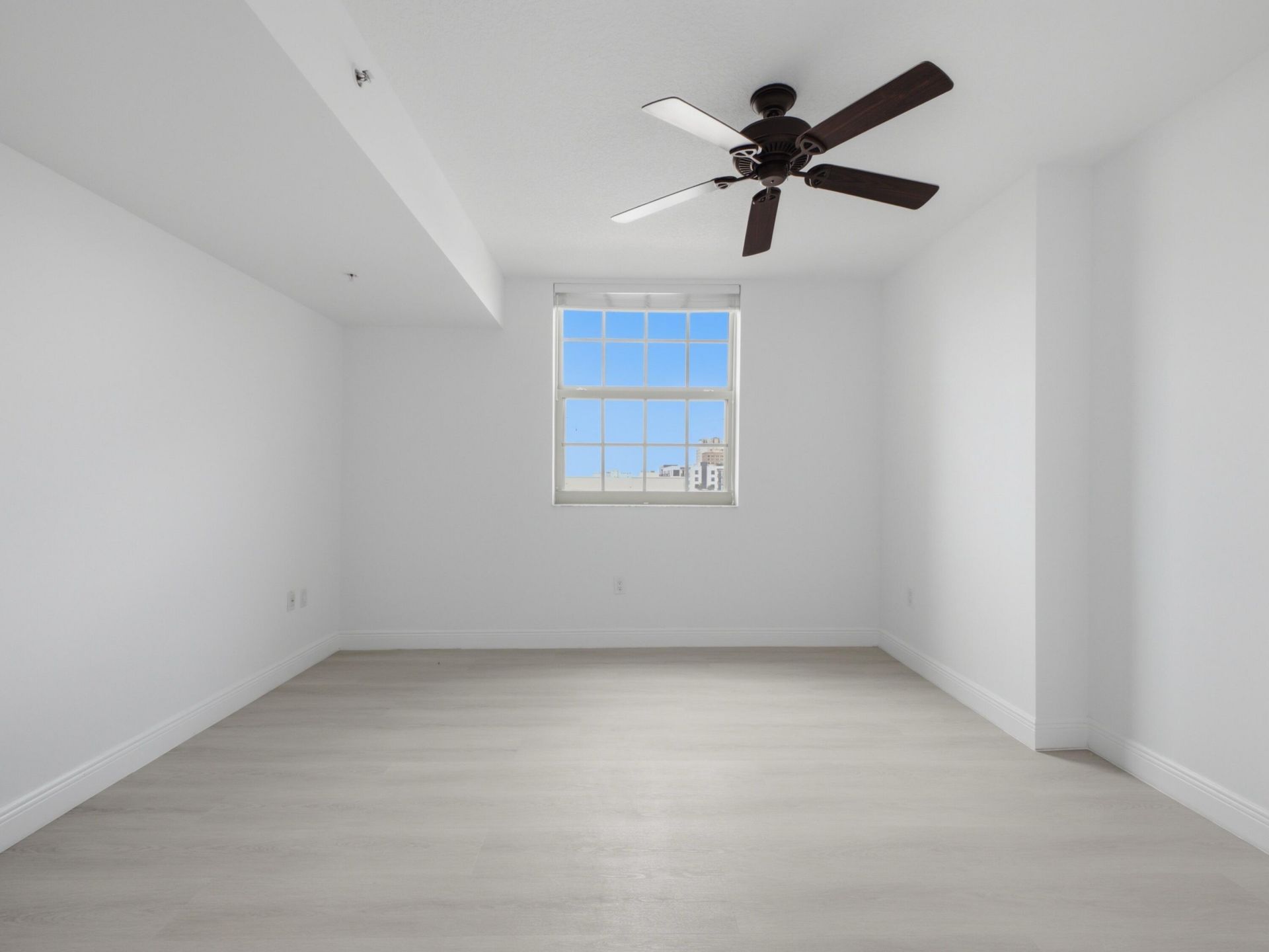 610 Clematis Street, Unit 614, West Palm Beach, FL 33401 Photo