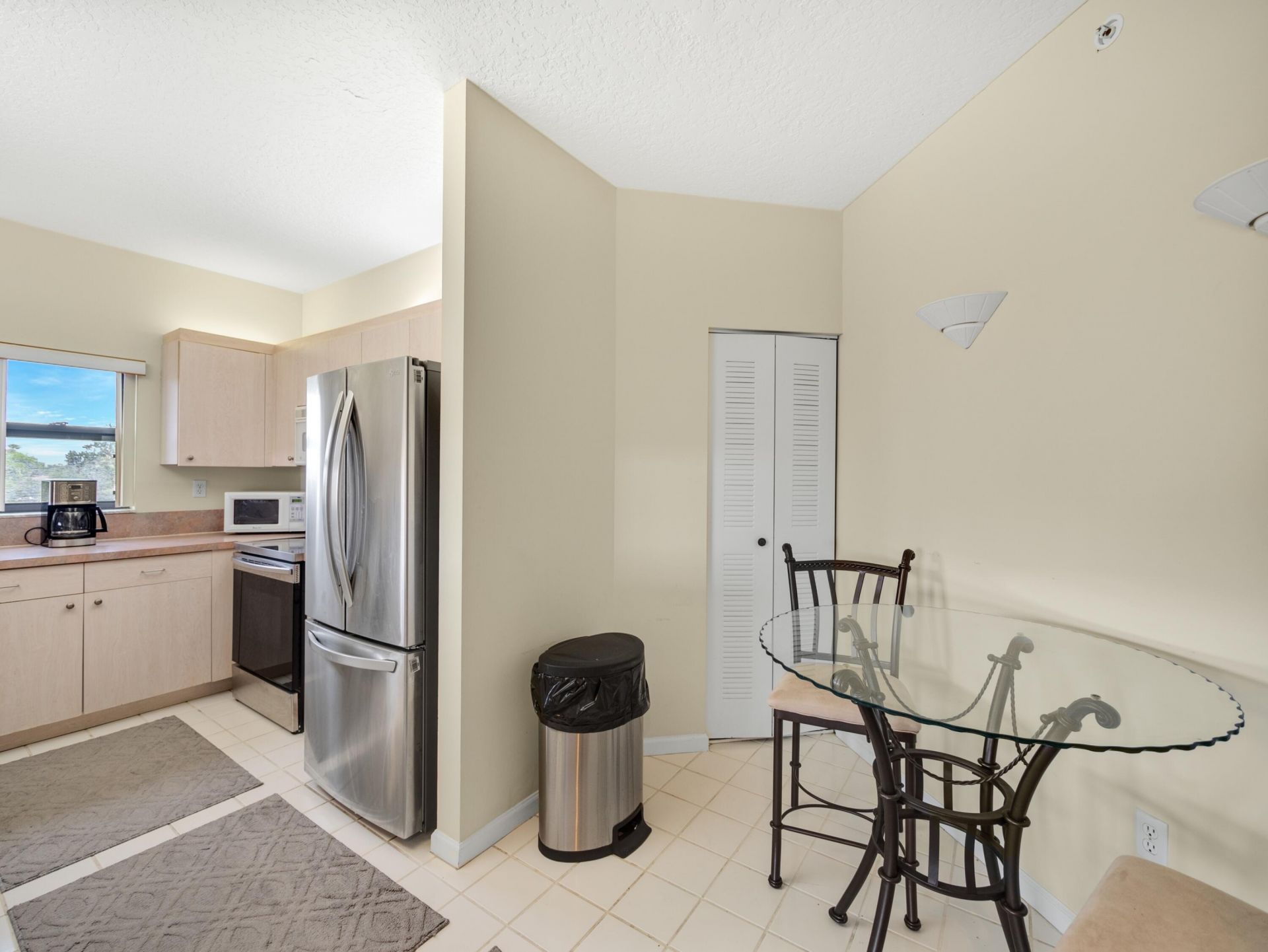 200 Uno Lago Drive, Unit 405, Juno Beach, FL 33408 Photo