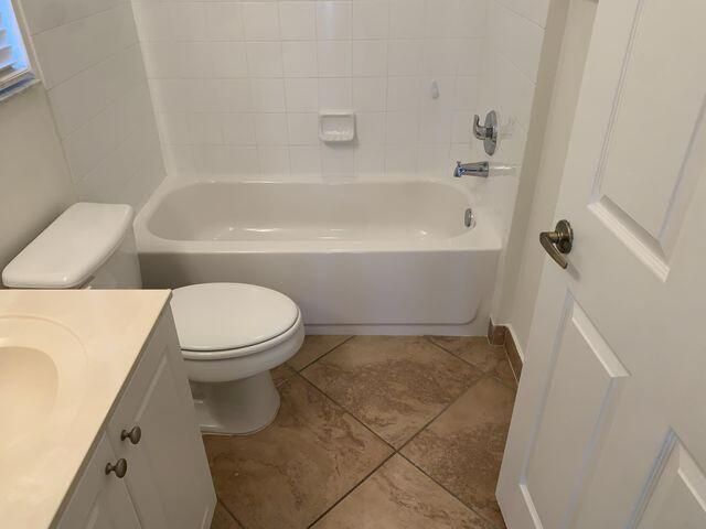 101 Lake Monterey Circle, Unit 101, Boynton Beach, FL 33426 Photo