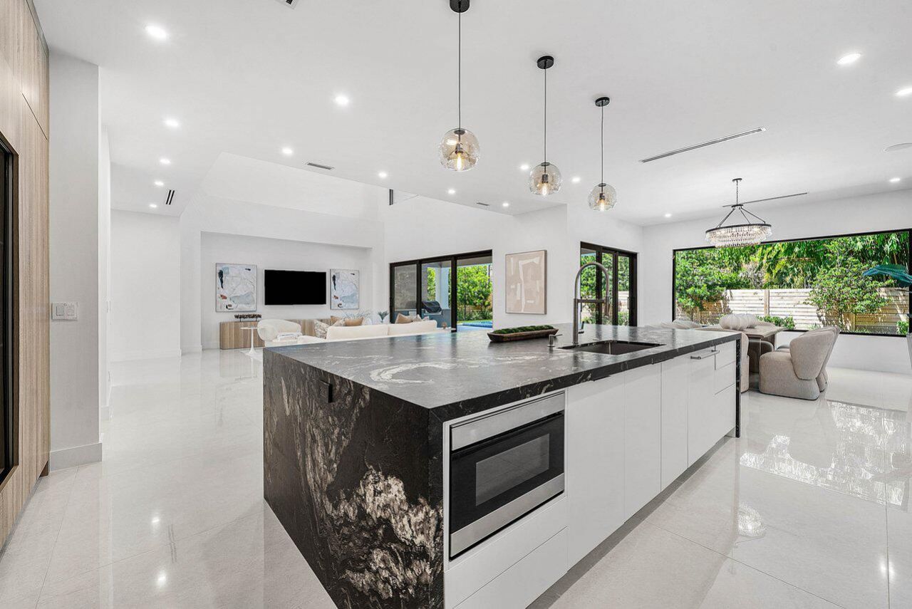 451 NW 7th Avenue, Boca Raton, FL 33486 Photo