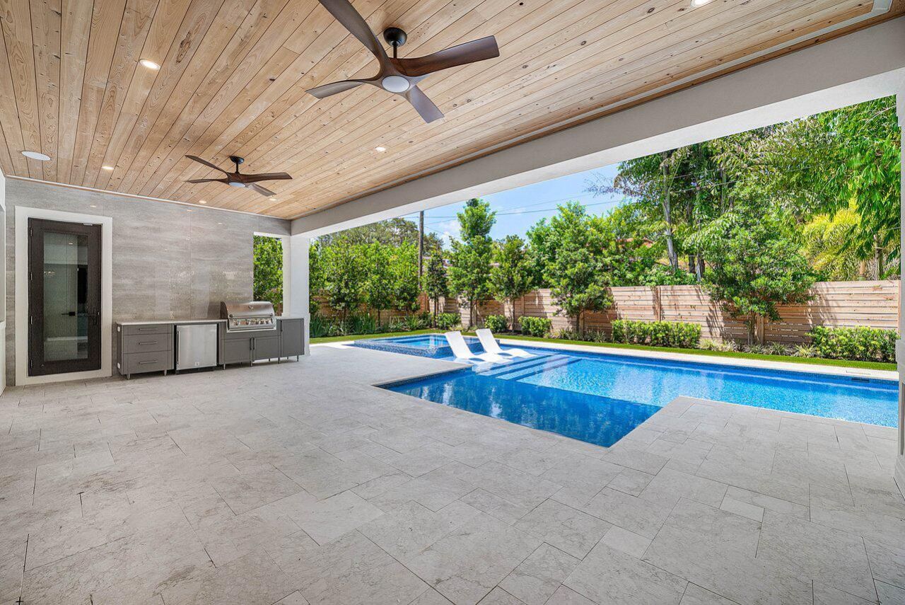 451 NW 7th Avenue, Boca Raton, FL 33486 Photo