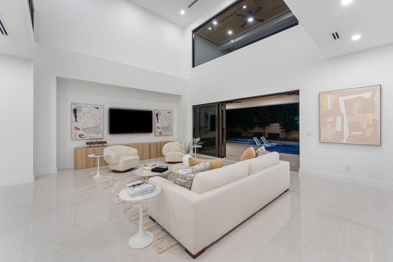 451 NW 7th Avenue, Boca Raton, FL 33486 Photo