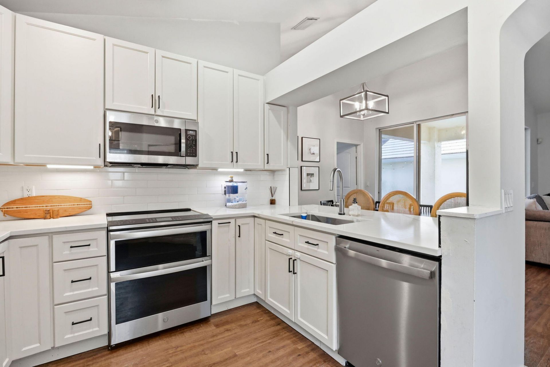 944 Dickens Place, West Palm Beach, FL 33411 Photo