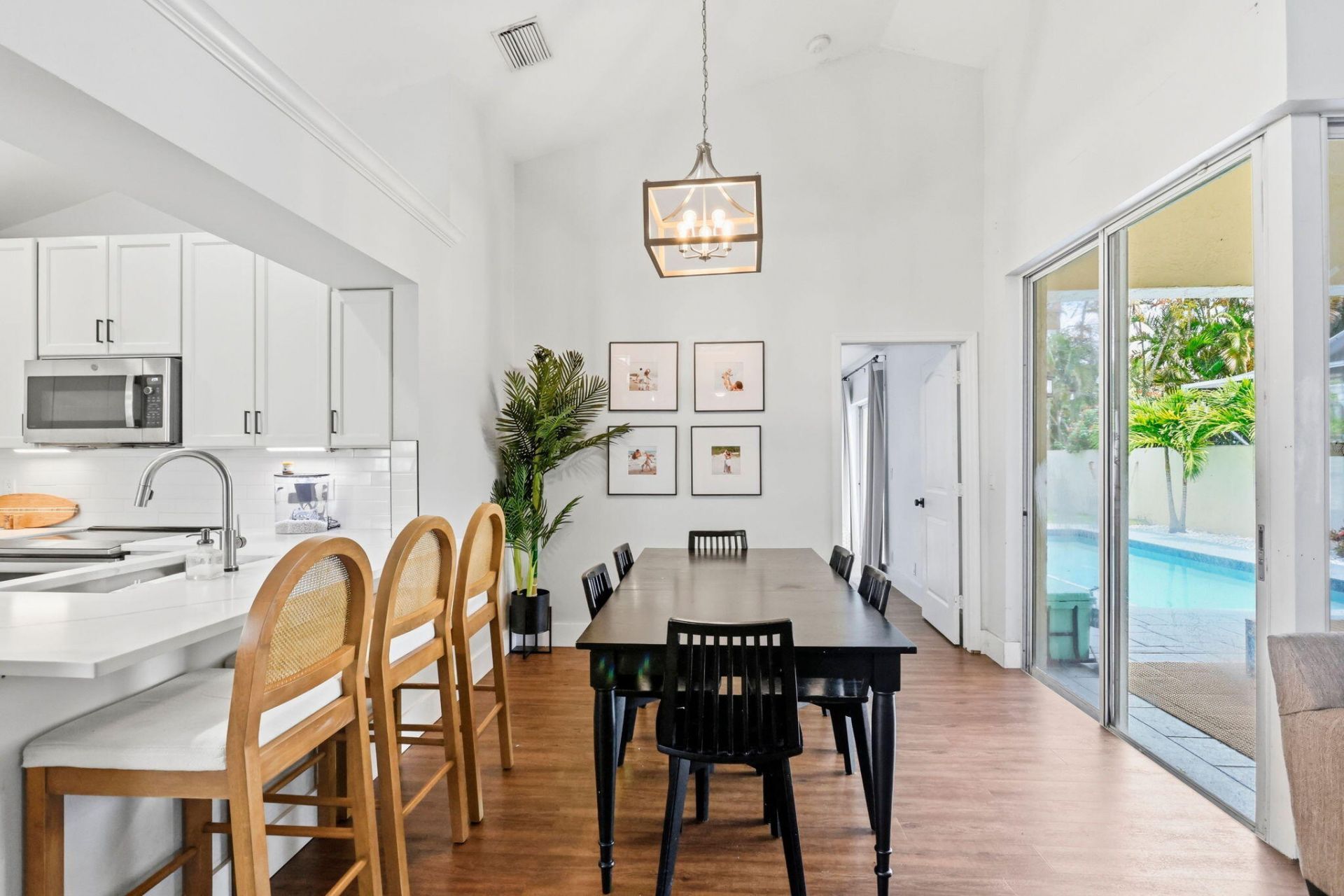 944 Dickens Place, West Palm Beach, FL 33411 Photo