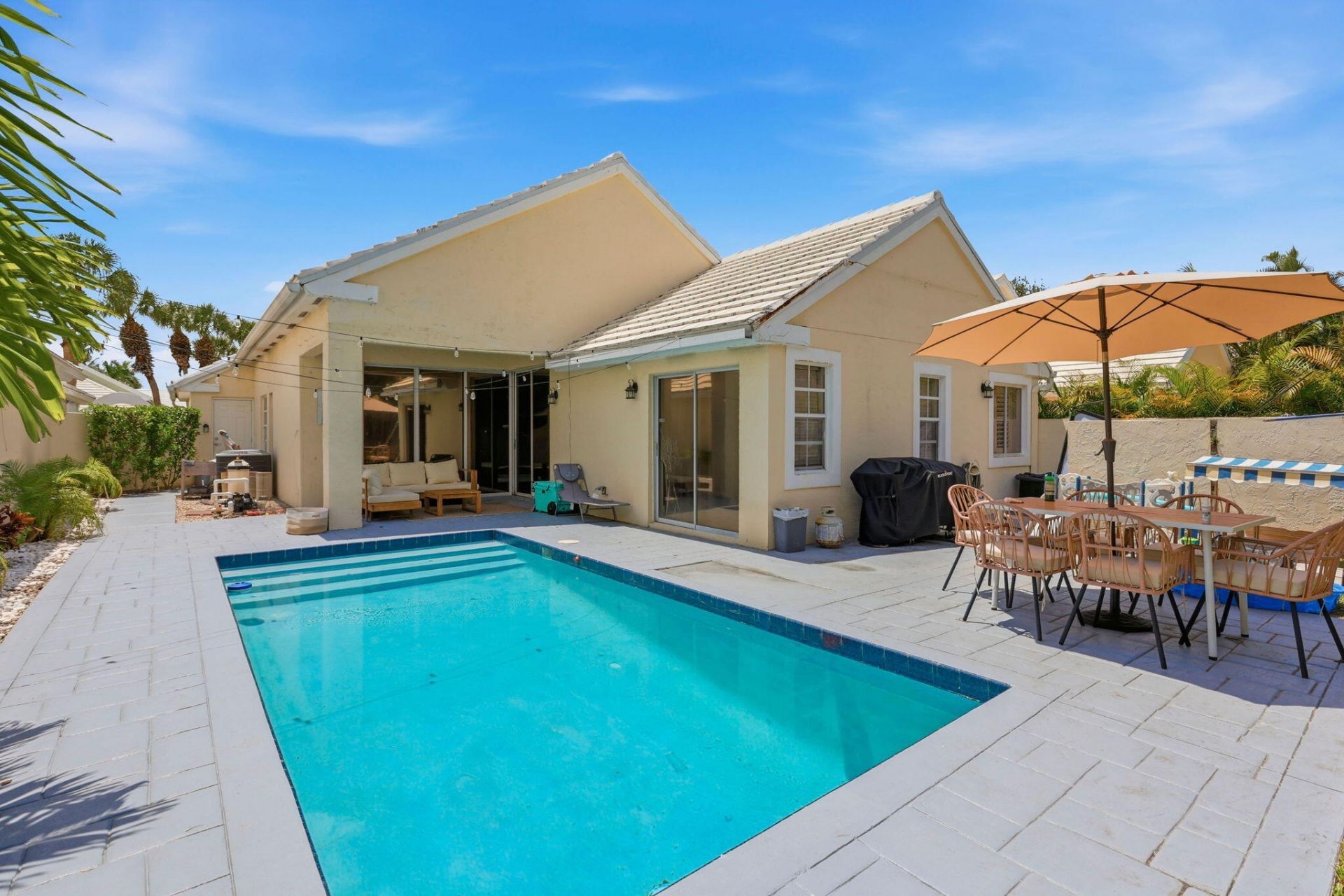 944 Dickens Place, West Palm Beach, FL 33411 Photo