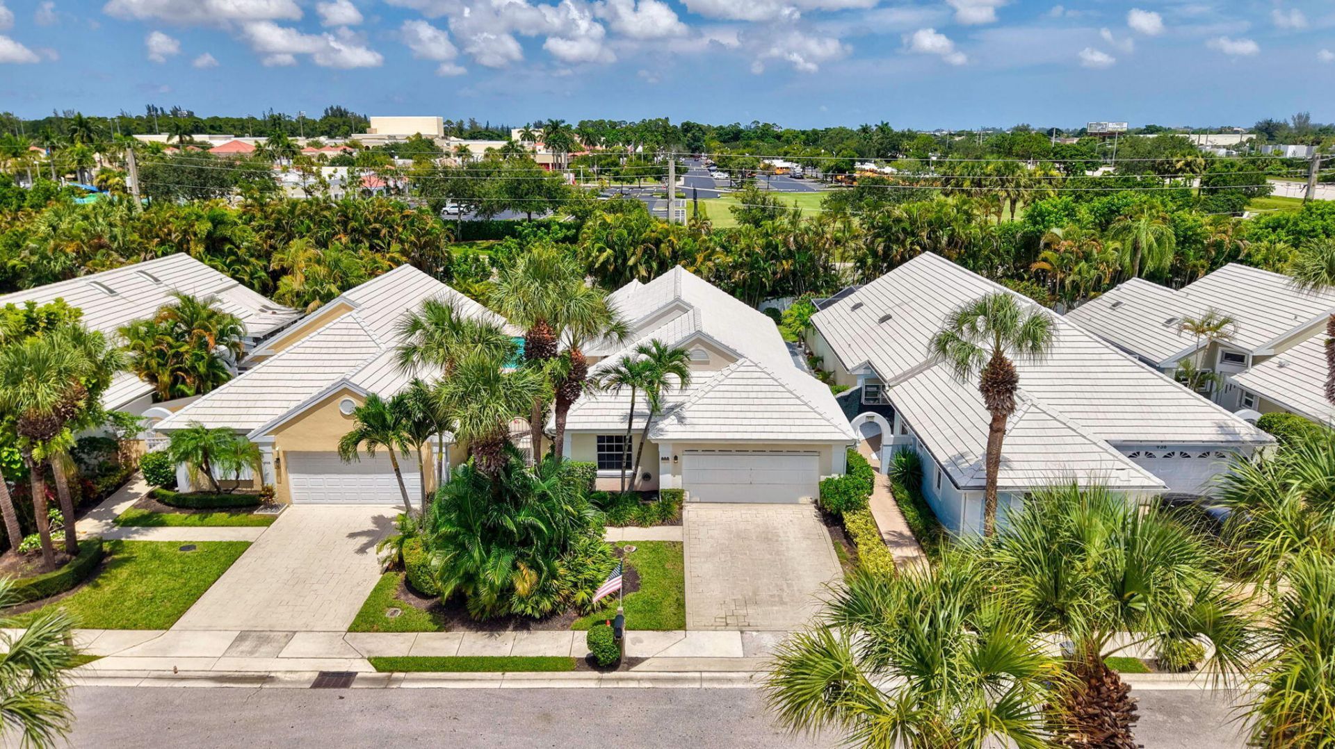 944 Dickens Place, West Palm Beach, FL 33411 Photo