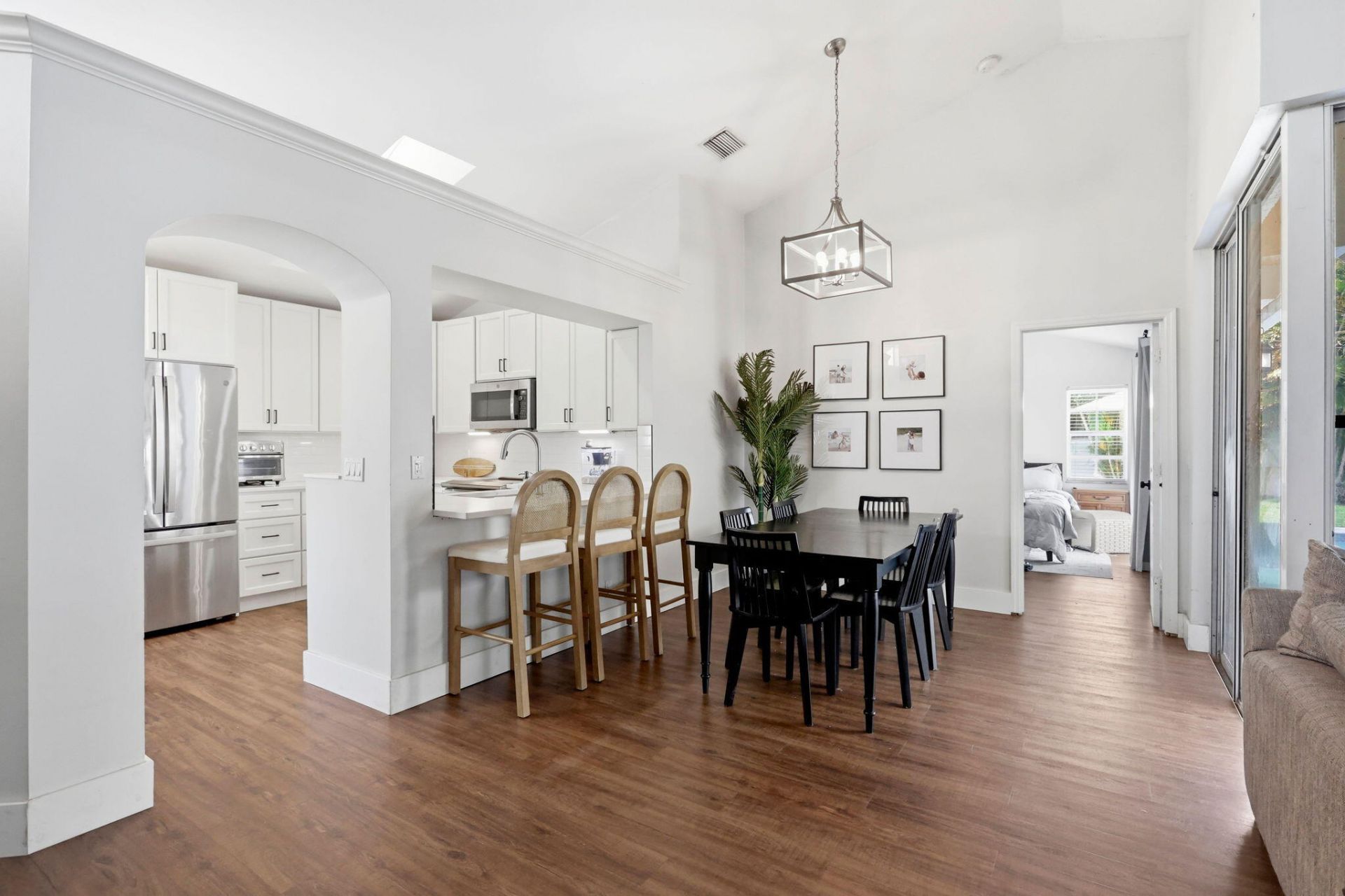 944 Dickens Place, West Palm Beach, FL 33411 Photo