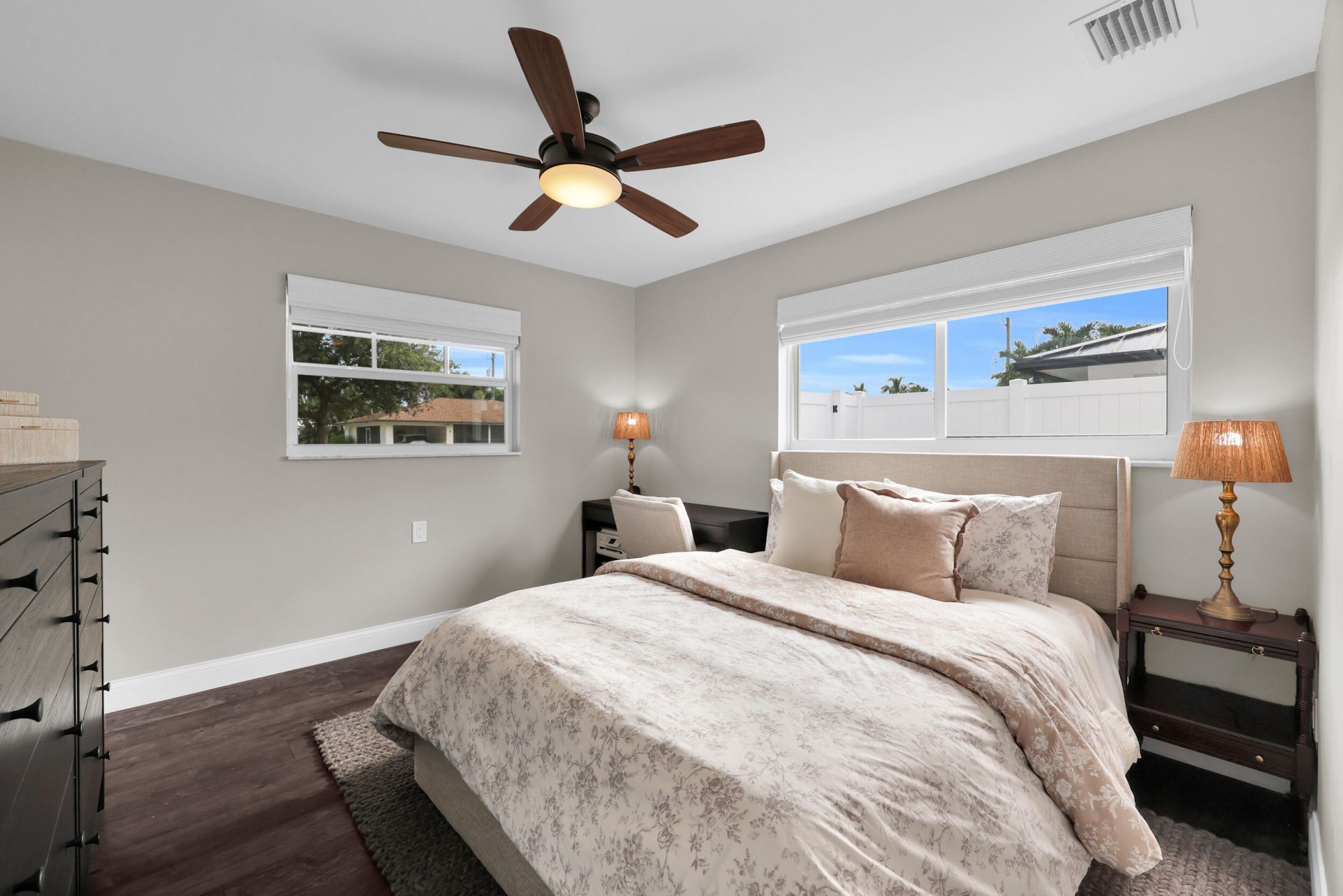 8 Windsor Road W, Jupiter, FL 33469 Photo