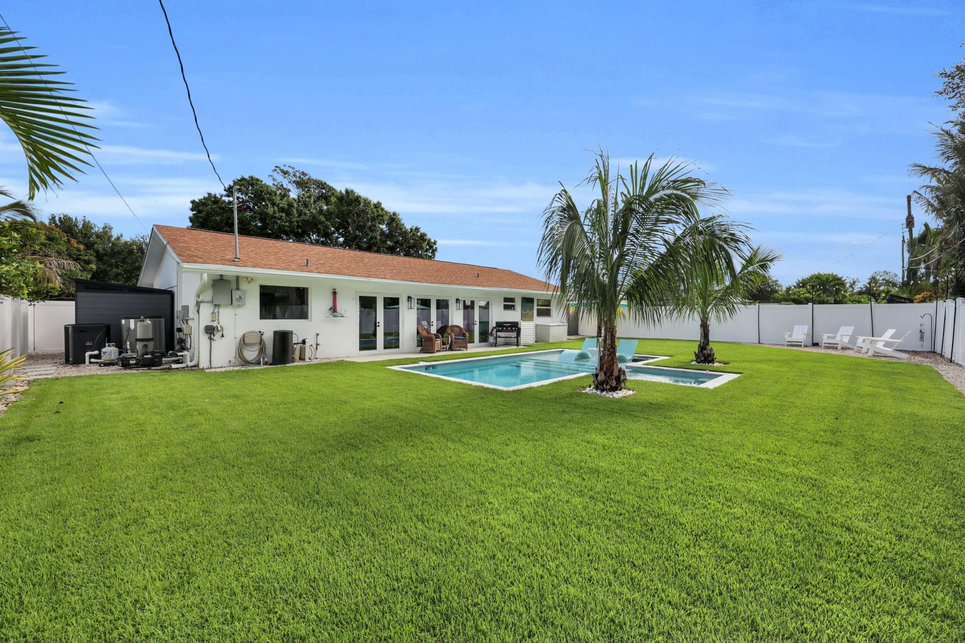 8 Windsor Road W, Jupiter, FL 33469 Photo