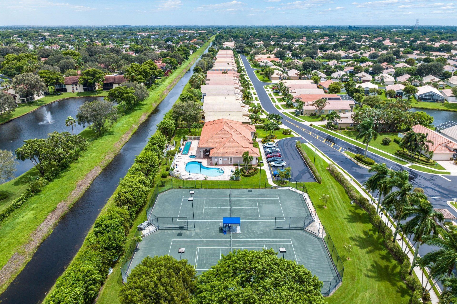 5737 Royal Club Drive, Boynton Beach, FL 33437 Photo
