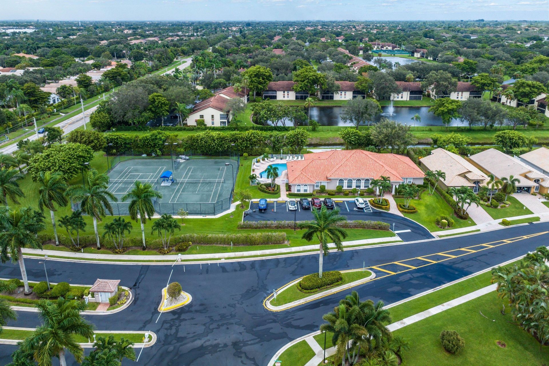 5737 Royal Club Drive, Boynton Beach, FL 33437 Photo