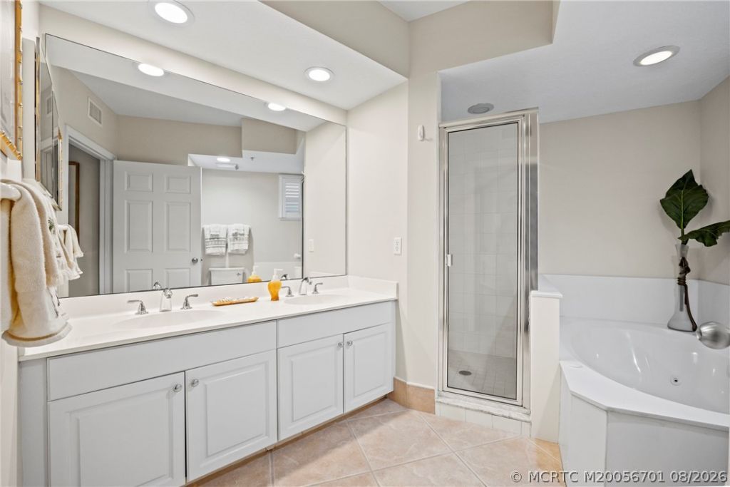 5799 NE Island Cove Way , Unit 1101, Stuart, FL 34996 Photo