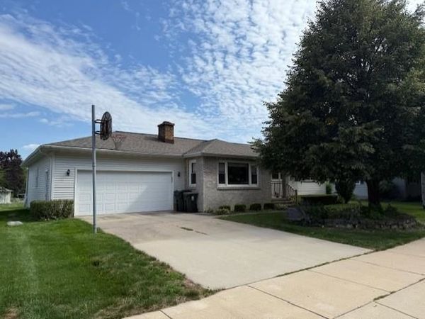 653 Gerald Avenue, Sun Prairie, WI 53590