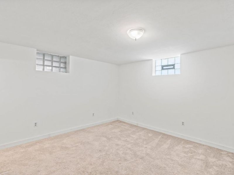 2402 Langdon Farm Road, Cincinnati, OH 45237 Photo 33