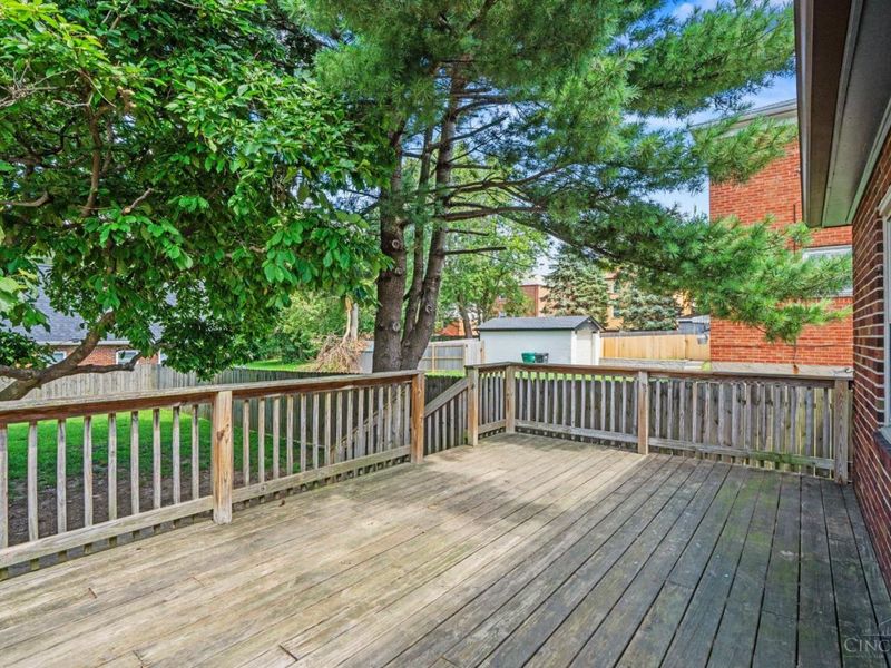 2402 Langdon Farm Road, Cincinnati, OH 45237 Photo 37