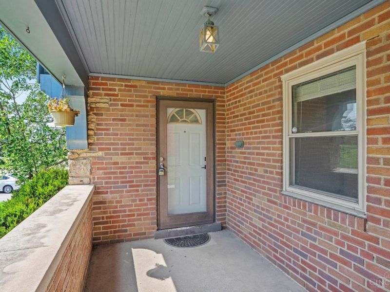 2402 Langdon Farm Road, Cincinnati, OH 45237 Photo 6