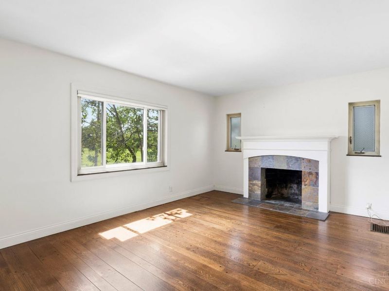 2402 Langdon Farm Road, Cincinnati, OH 45237 Photo 9