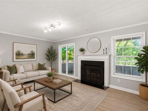 1348 N Crossing Drive, Atlanta, GA 30329