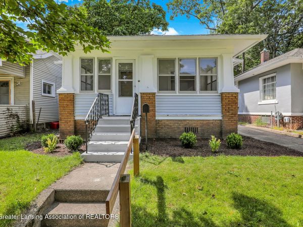 326 S Holmes Street, Lansing, MI 48912