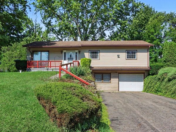 63892 Fairhope Drive, Hartford, MI 49057