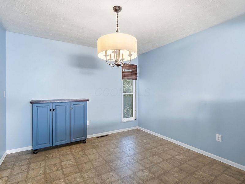6651 Borr Avenue, Reynoldsburg, OH 43068 Photo 8