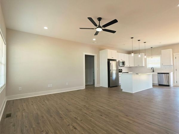 118 Wetmore Road , Woodleaf, NC 27054