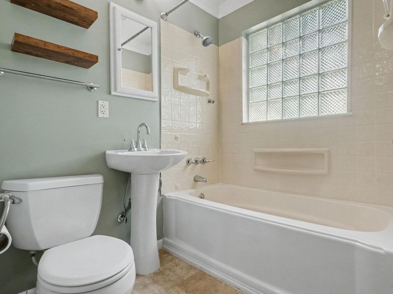 539 Blenheim Road , Columbus, OH 43214 Photo 16
