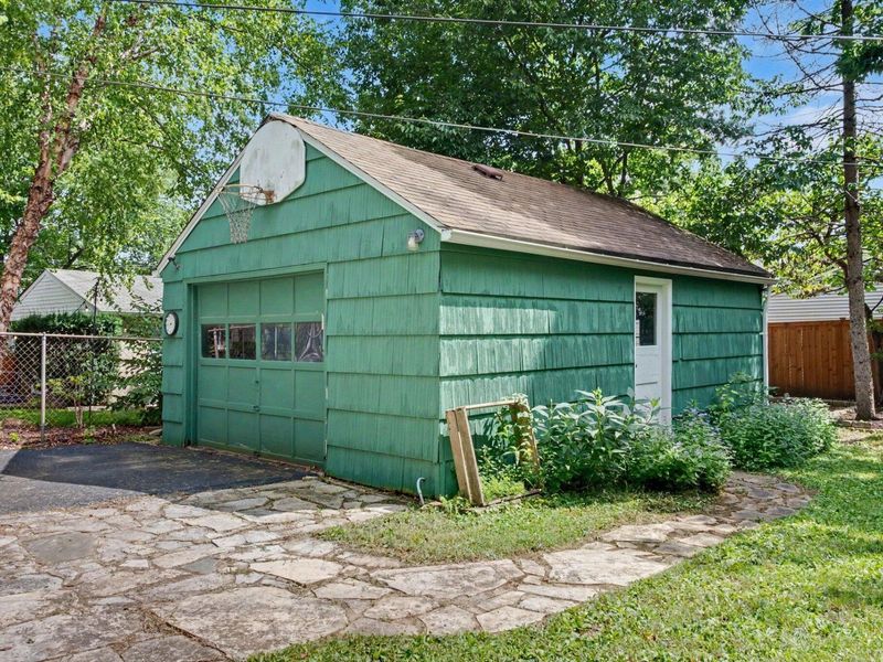 539 Blenheim Road , Columbus, OH 43214 Photo 33