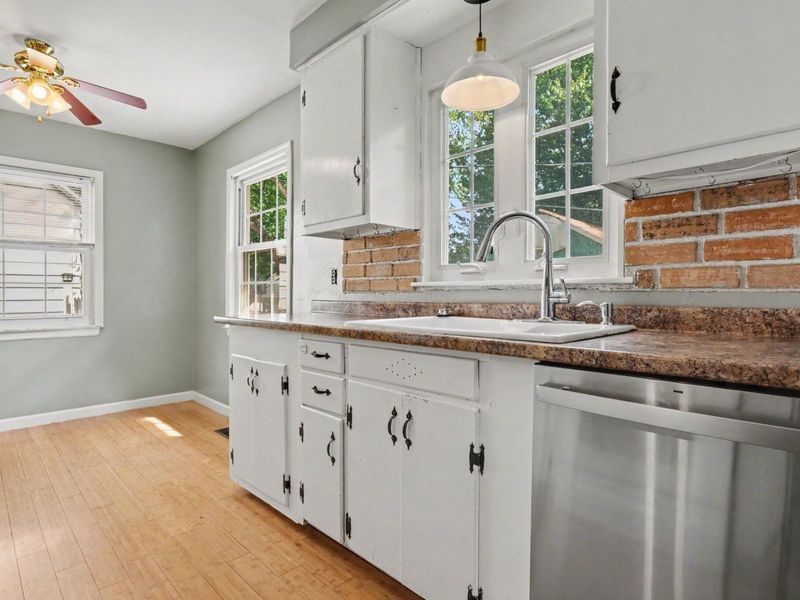 539 Blenheim Road , Columbus, OH 43214 Photo 9