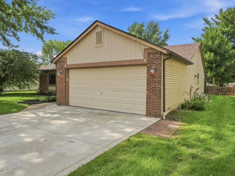 480 Beaverbrook Drive, Columbus, OH 43230 Photo 23