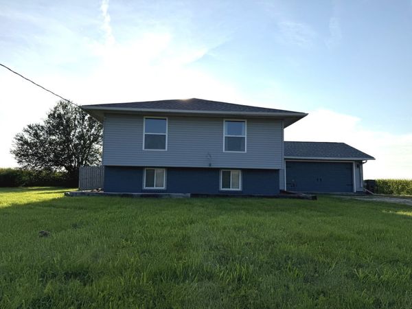909 Harmon Road, Harmon, IL 61042