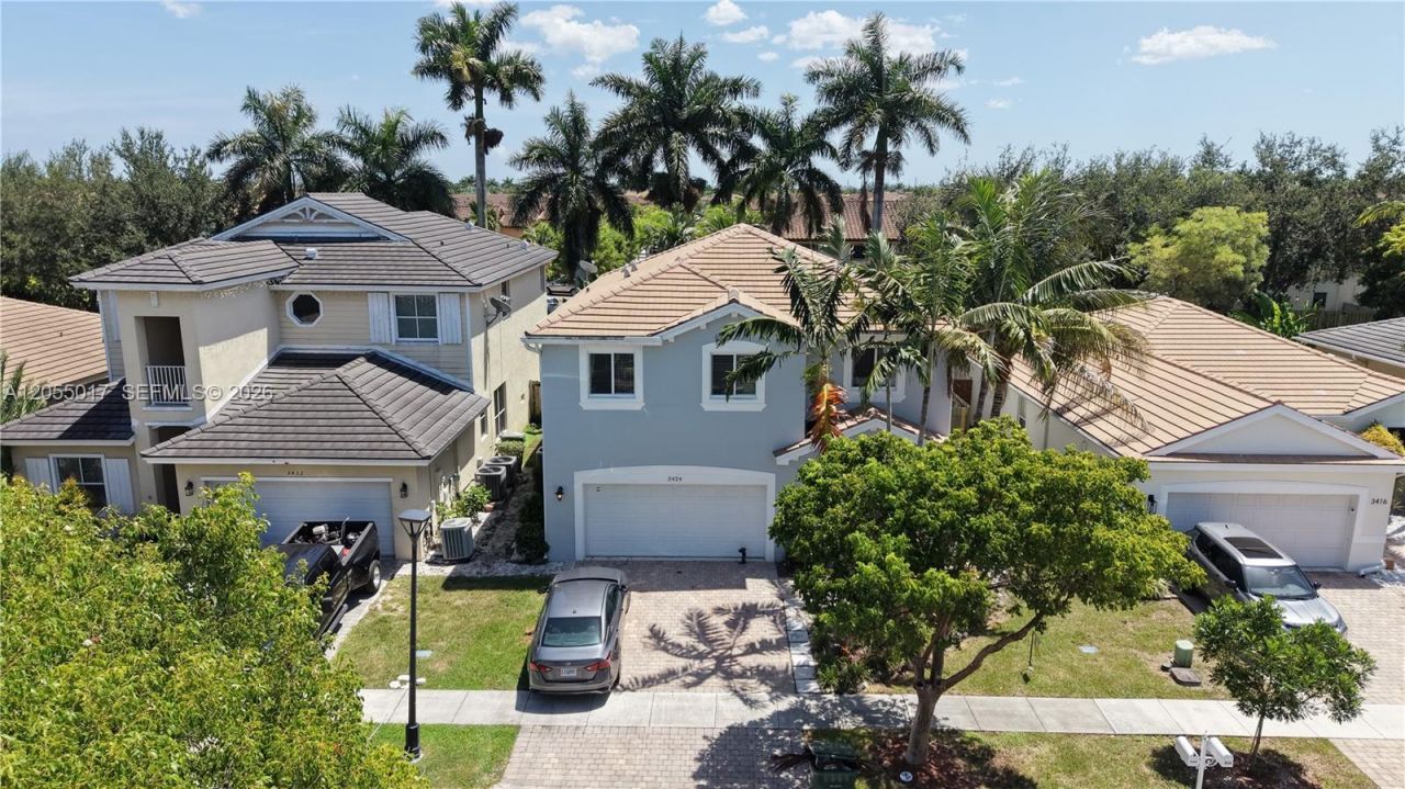 3424 NE 1st St, Homestead, FL 33033 Photo