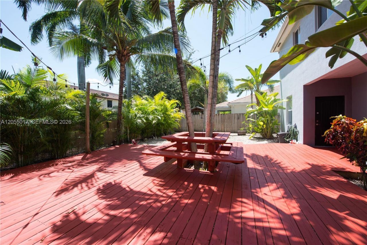 3424 NE 1st St , Homestead, FL 33033 Photo
